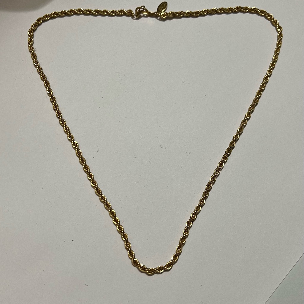 American Showcase Necklace And Vintage Korea Set Pendant And Earrings